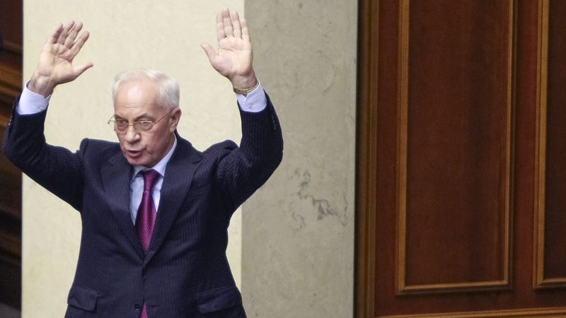 Do Vánoc mír nebude, vzkazuje z Moskvy ukrajinský expremiér Azarov